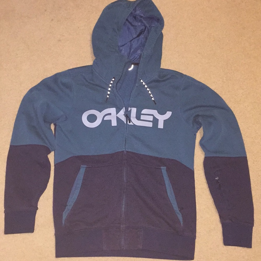Oakley sweatshirt zip up